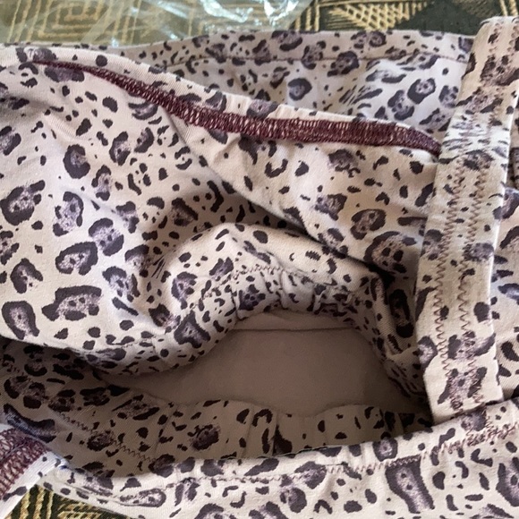 Yoga Tank Top - Picture 4 of 10